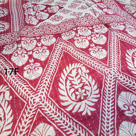 Kantha Quilt - Picture 3 of 4